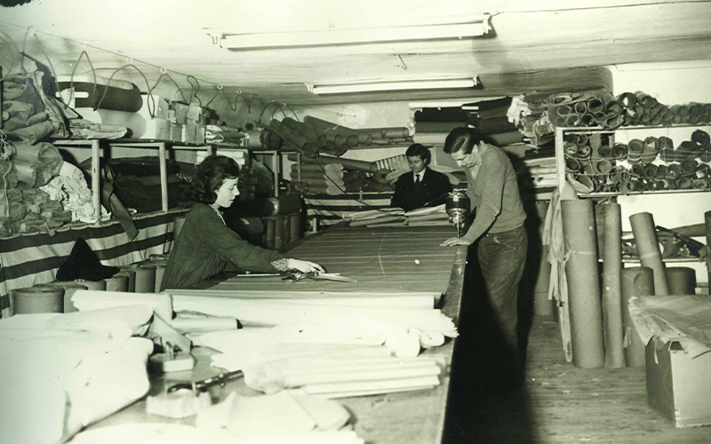 Production d'équipement outdoor dans l'atelier Artiach, années 40